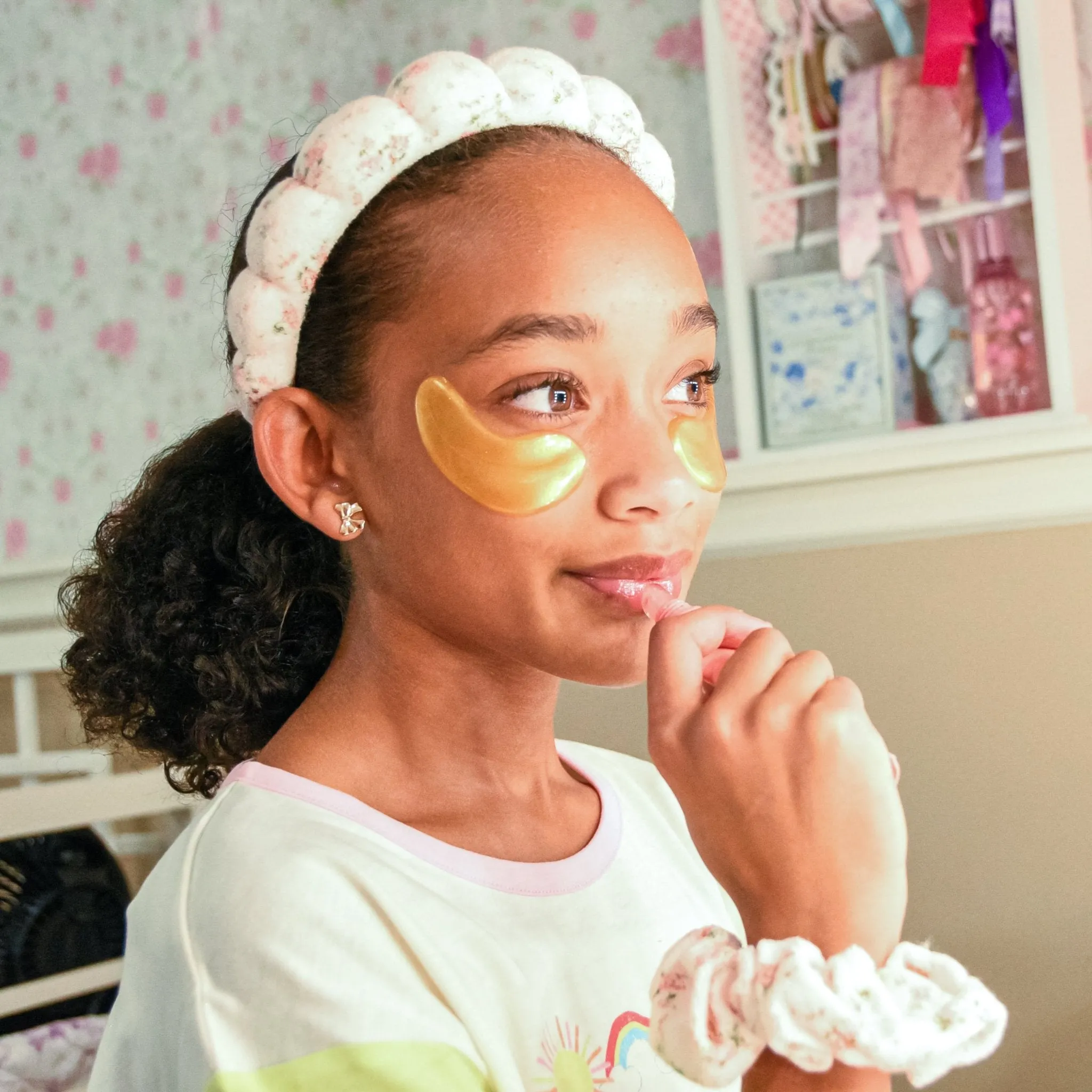 Bksmartz Designs x Frog Sac Spa Headband and Scrunchie Wristbands - Pink Floral