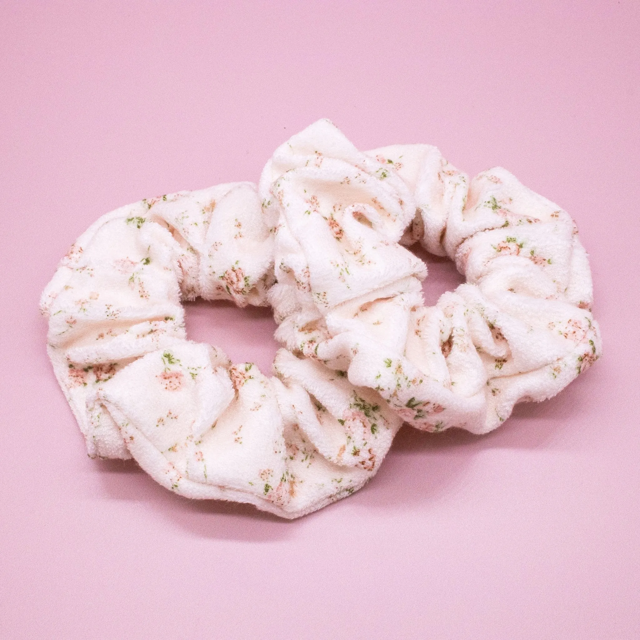 Bksmartz Designs x Frog Sac Spa Headband and Scrunchie Wristbands - Pink Floral