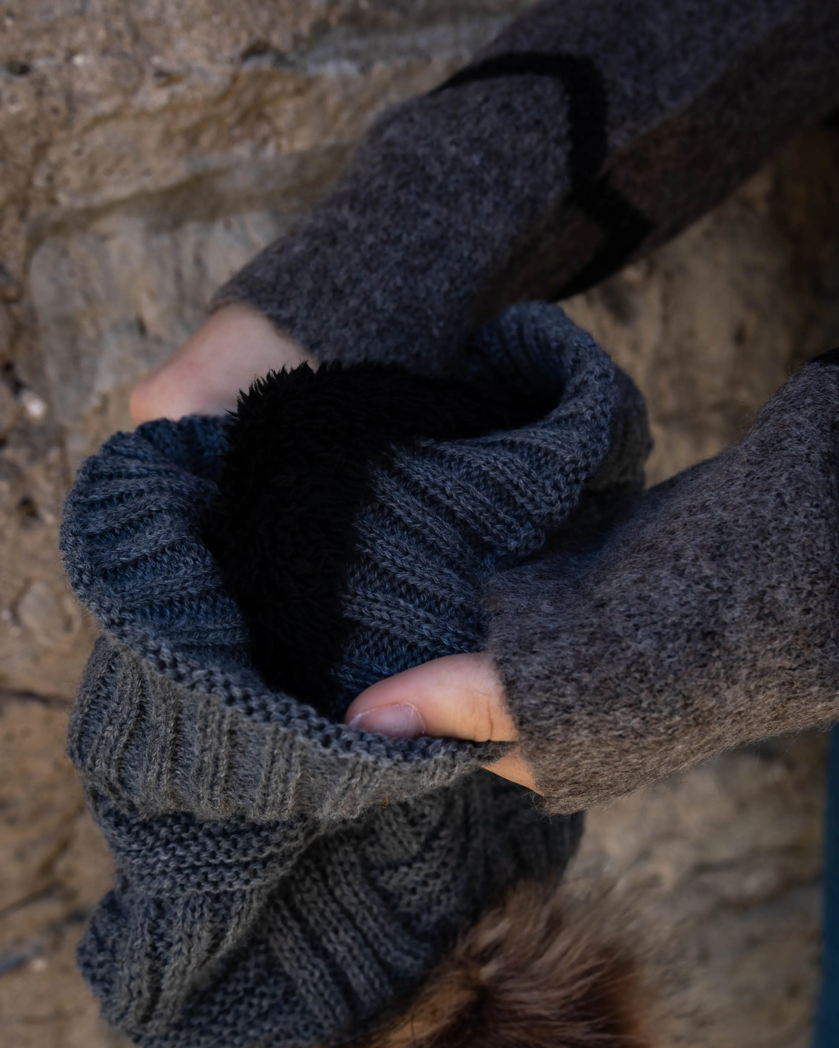 Britt's Knit's Original Pom Hat