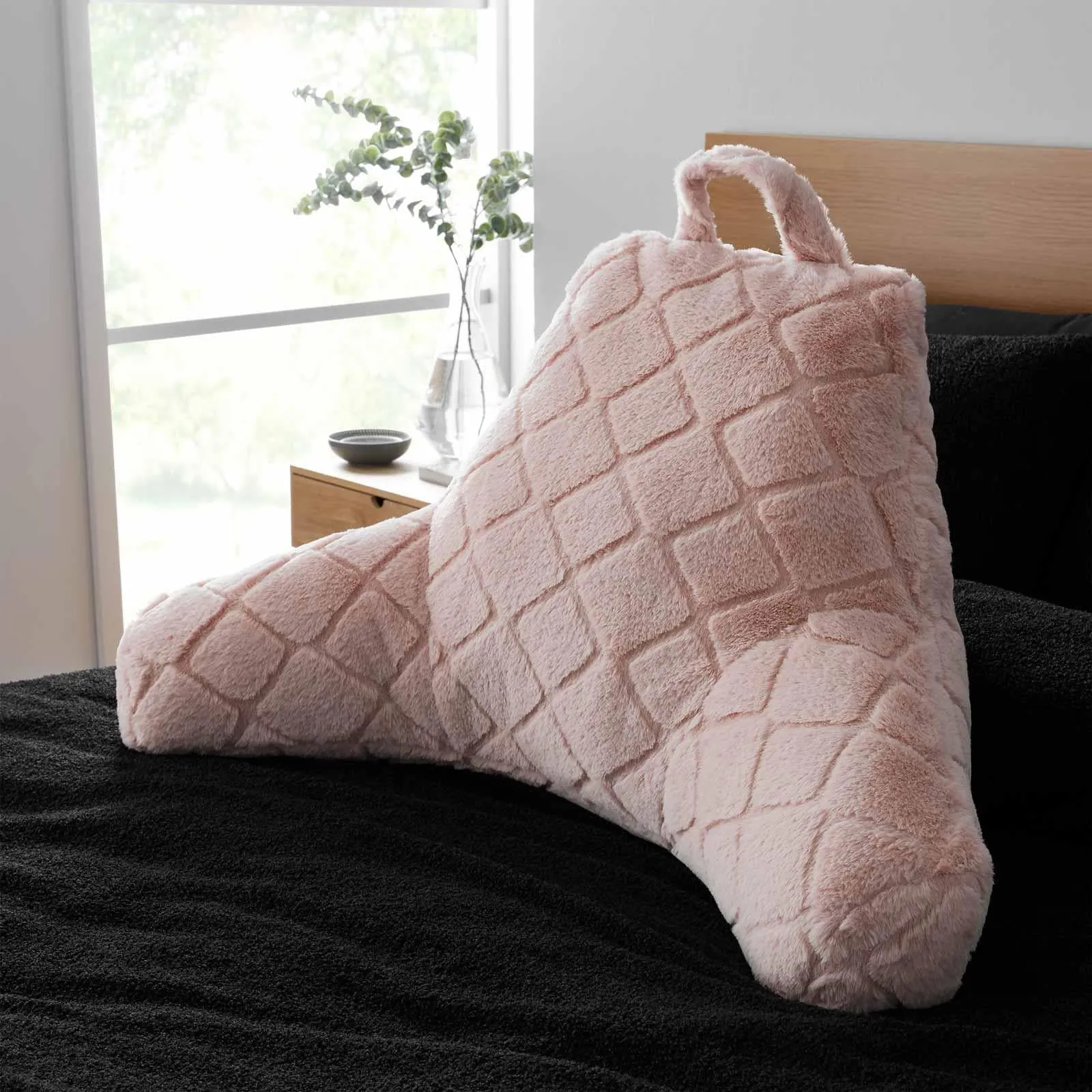 Cosy Diamond Cuddle Cushion Blush