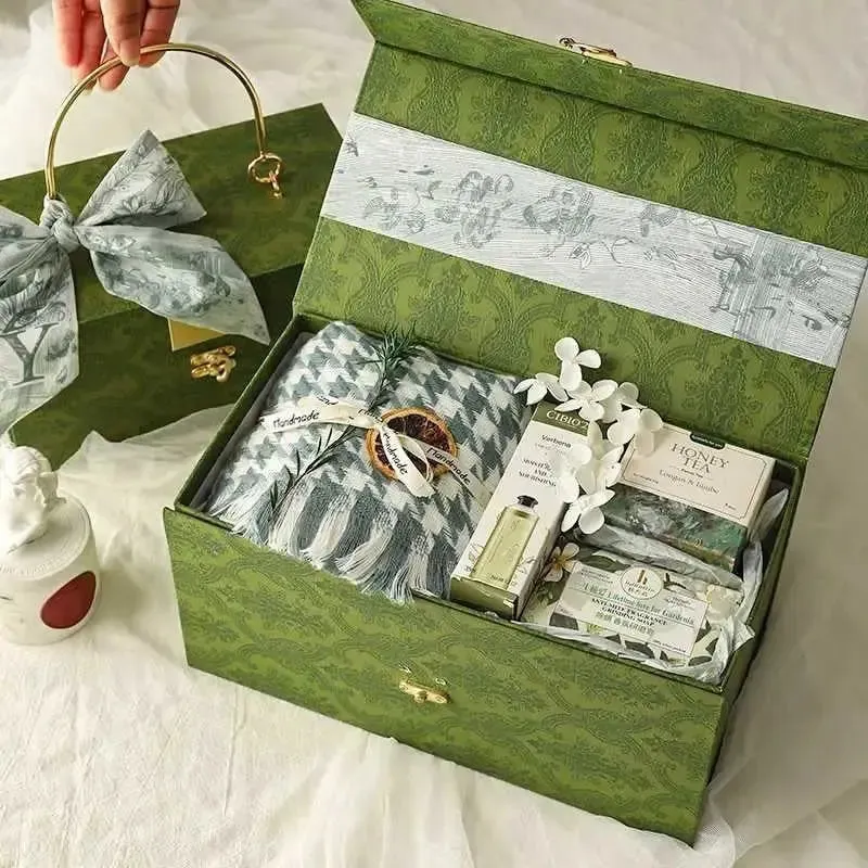 Winter Scarf Gift Set Box