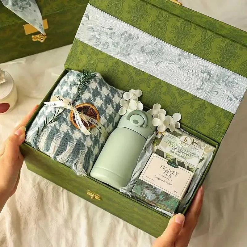 Winter Scarf Gift Set Box